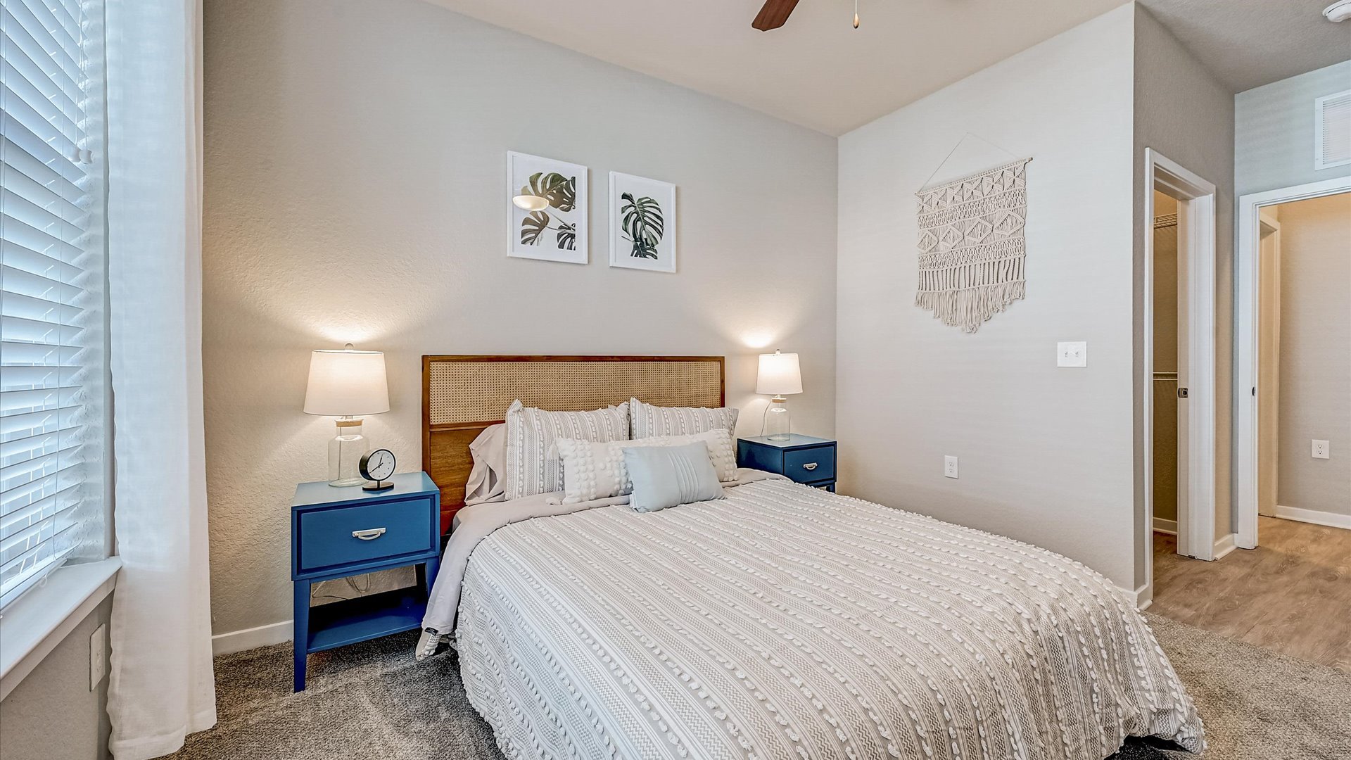 Photos of Springs at Flagler Center Apartments in Jacksonville, FL